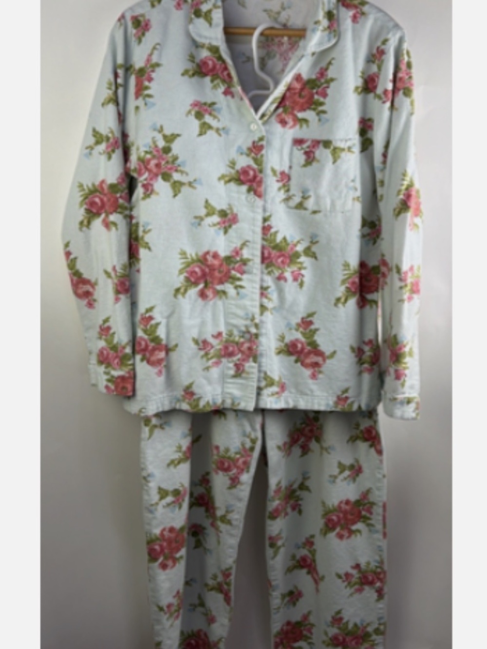 Garnet Hill Women’s Medium Blue Floral Cotton Flannel Pajama Set